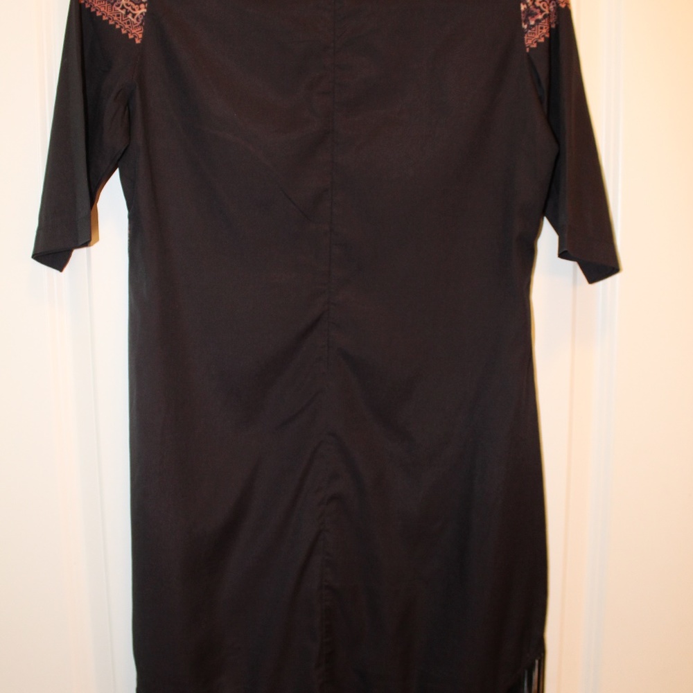 Dress - Picture 3 of 4